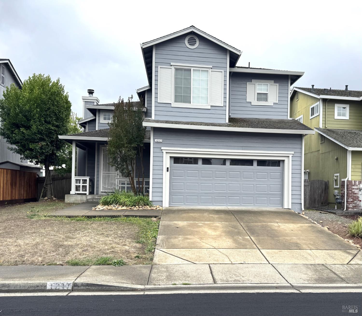 This home shows nice and the back yard is waiting for your special touch. Located on a quiet street in the M section and is close to everything.  Interior and exterior were recently painted. Dramatic 9,10 AND 20 foot ceilings. Stainless steal appliances and laminated floors throughout