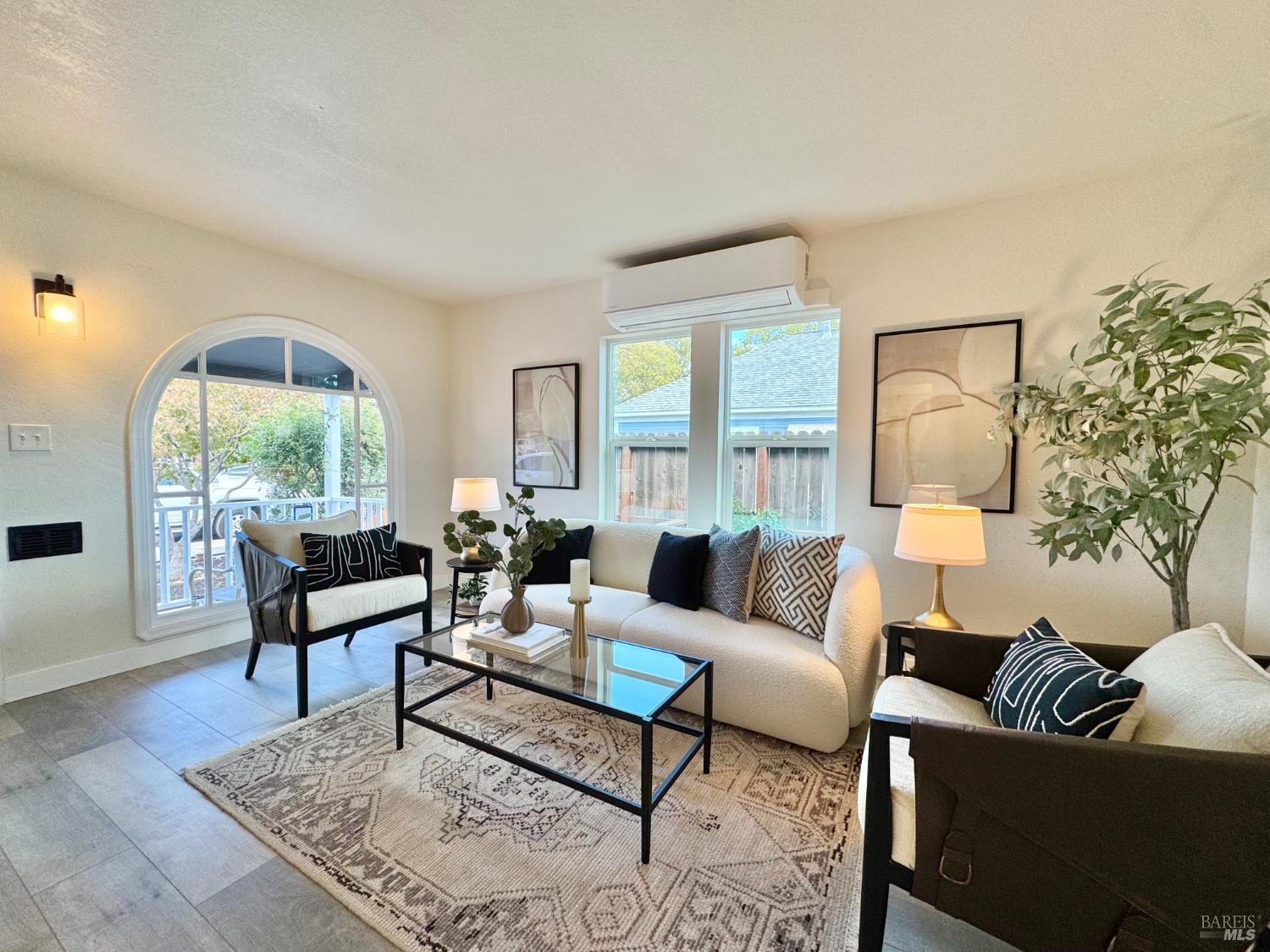 Detail Gallery Image 9 of 34 For 1759 G St, Napa,  CA 94559 - 2 Beds | 1 Baths