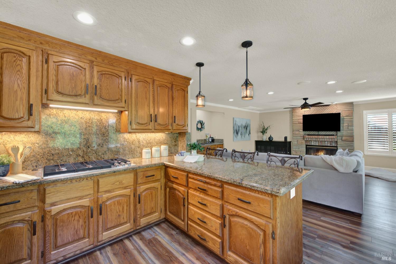 Detail Gallery Image 25 of 78 For 3442 Glen Ellen Dr, Fairfield,  CA 94534 - 5 Beds | 3 Baths