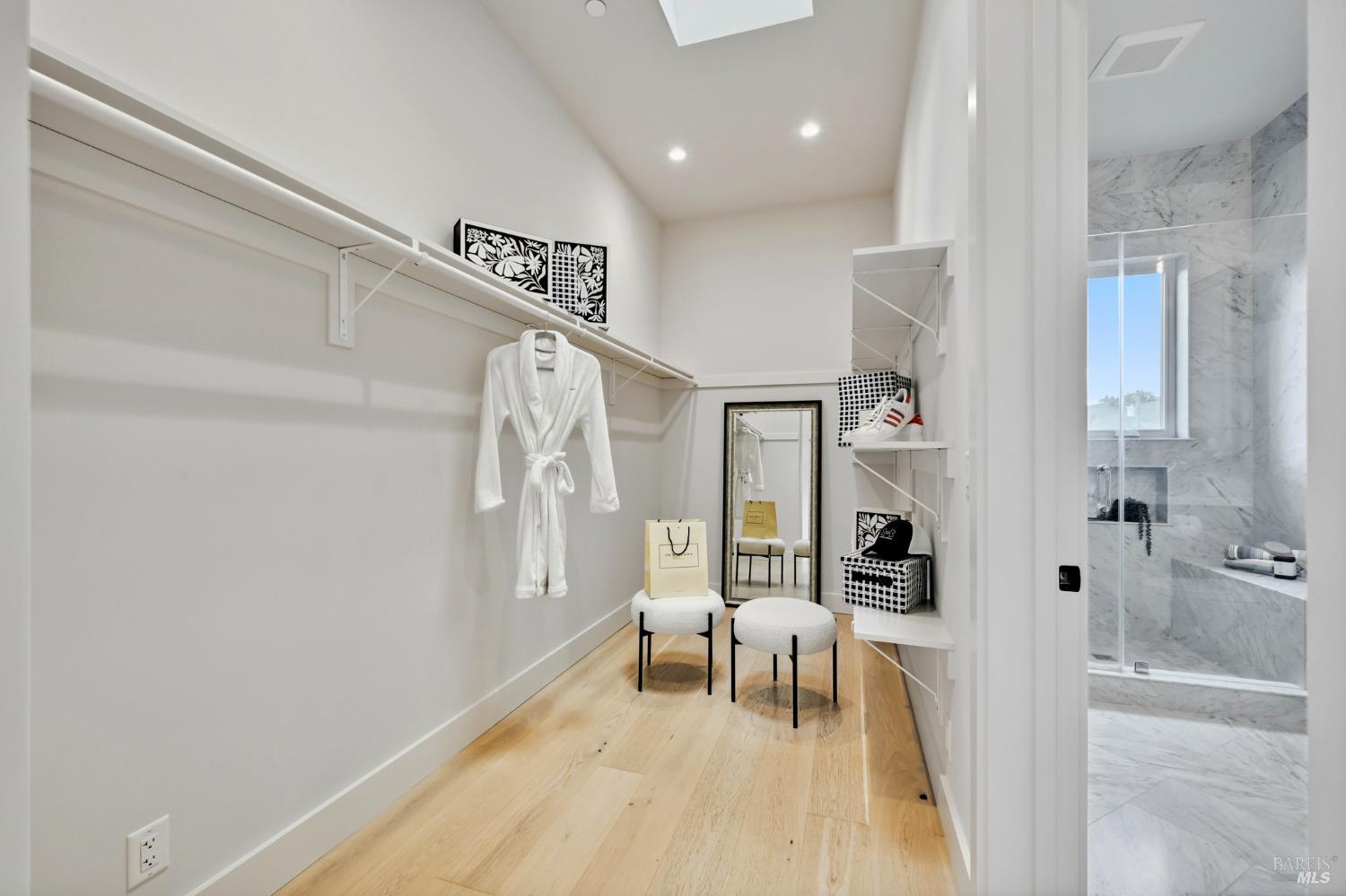 Detail Gallery Image 19 of 45 For 4108 Wallace Rd, Santa Rosa,  CA 95404 - 3 Beds | 2/1 Baths