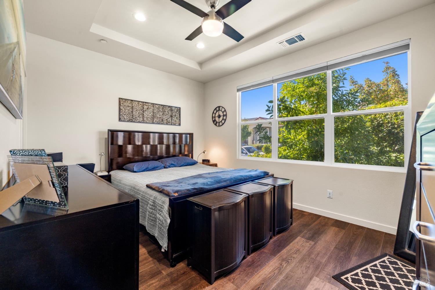 Detail Gallery Image 10 of 39 For 948 Brunello Dr, Santa Rosa,  CA 95407 - 4 Beds | 3 Baths