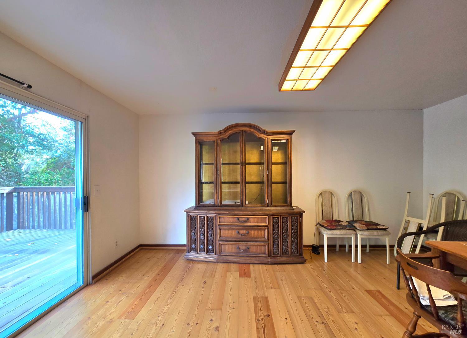 Detail Gallery Image 8 of 23 For 26761 Hawk Rd, Willits,  CA 95490 - 3 Beds | 1/1 Baths