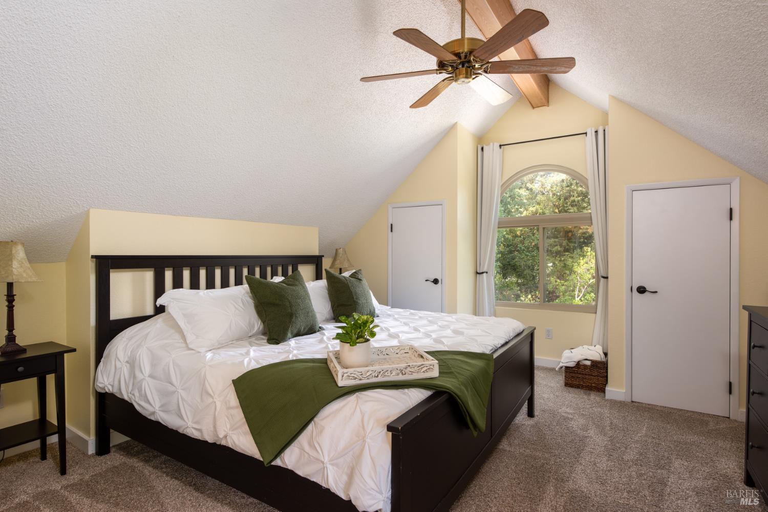 Detail Gallery Image 20 of 35 For 2734 Lakeview Dr, Santa Rosa,  CA 95405 - 3 Beds | 2 Baths