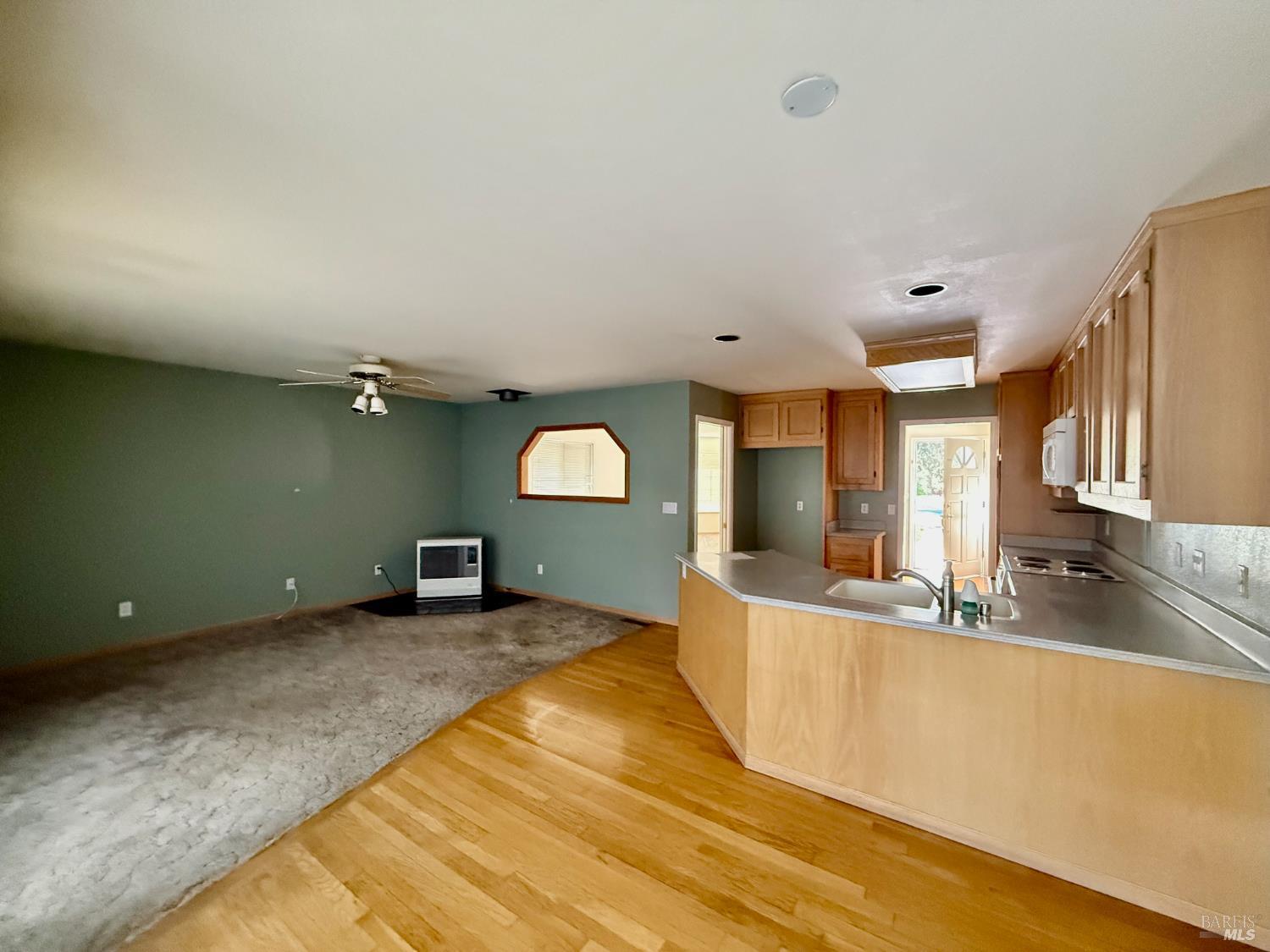 Detail Gallery Image 18 of 35 For 19390 Mountain Mdws, Hidden Valley Lake,  CA 95467 - 3 Beds | 2 Baths