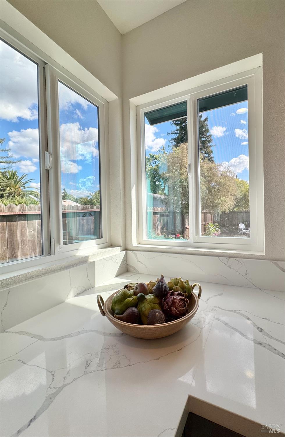 Detail Gallery Image 14 of 34 For 1759 G St, Napa,  CA 94559 - 2 Beds | 1 Baths