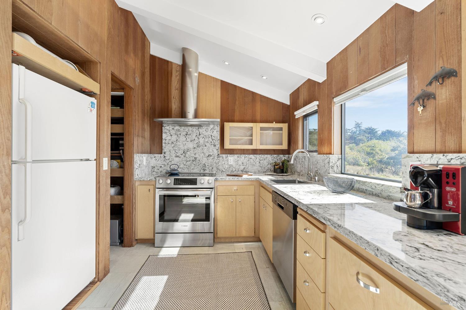 Detail Gallery Image 10 of 60 For 39271 Pacific Reach Rd, The Sea Ranch,  CA 95497 - 2 Beds | 2 Baths