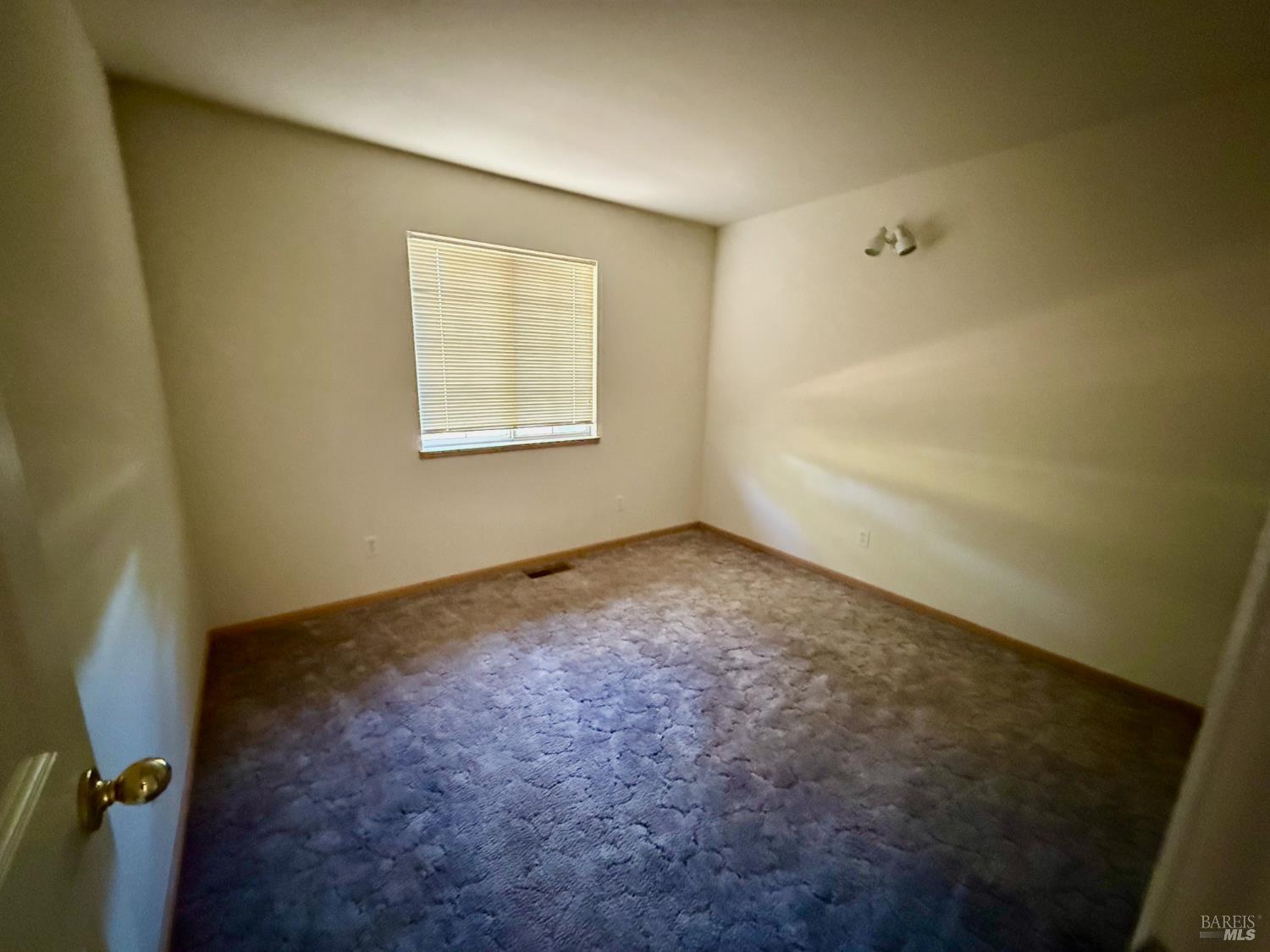 Detail Gallery Image 30 of 35 For 19390 Mountain Mdws, Hidden Valley Lake,  CA 95467 - 3 Beds | 2 Baths