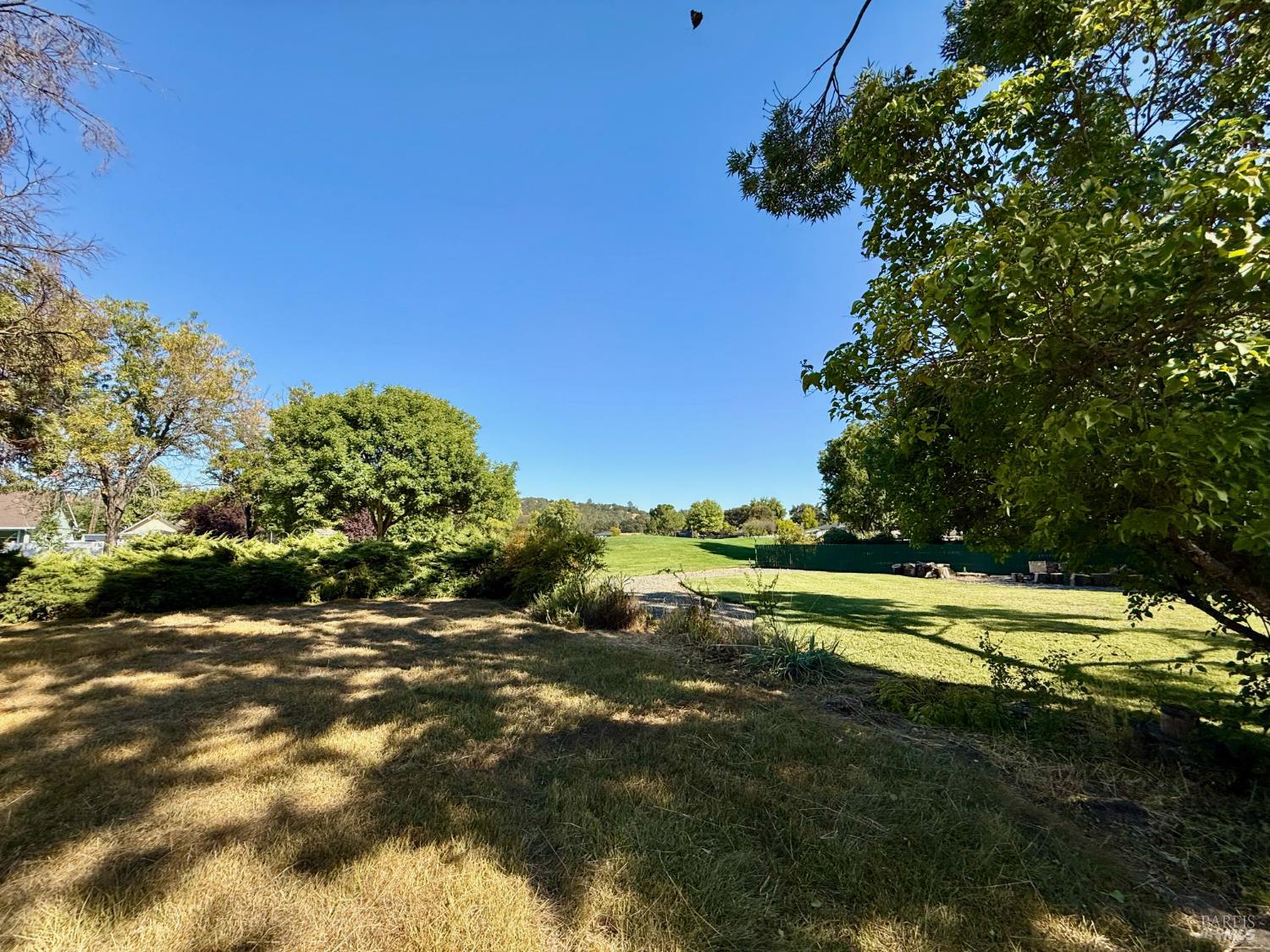 Detail Gallery Image 33 of 35 For 19390 Mountain Mdws, Hidden Valley Lake,  CA 95467 - 3 Beds | 2 Baths
