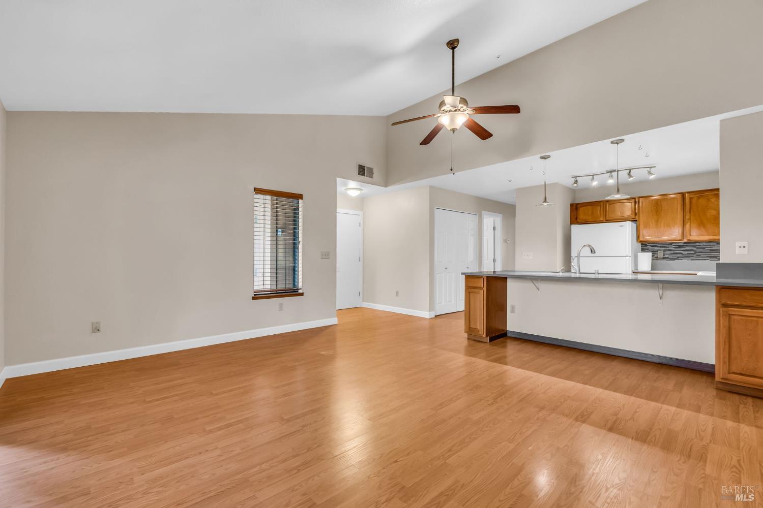 Detail Gallery Image 9 of 34 For 105 Nicholas Ct, Cotati,  CA 94931 - 2 Beds | 1 Baths