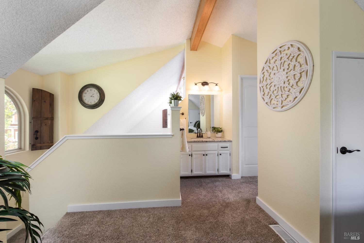 Detail Gallery Image 23 of 35 For 2734 Lakeview Dr, Santa Rosa,  CA 95405 - 3 Beds | 2 Baths