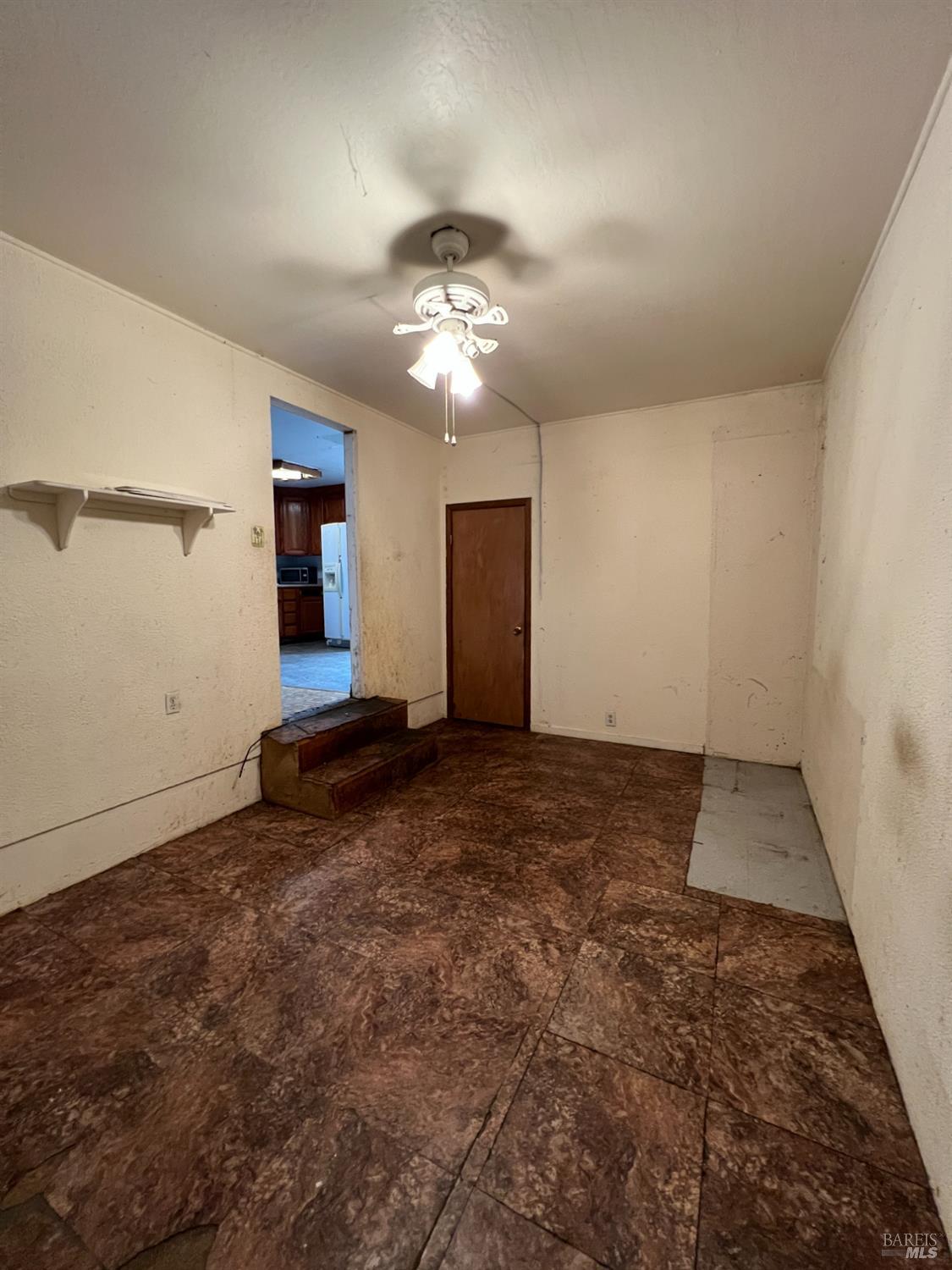 Detail Gallery Image 15 of 30 For 2124 Beard Ct, Vacaville,  CA 95688 - 3 Beds | 1 Baths