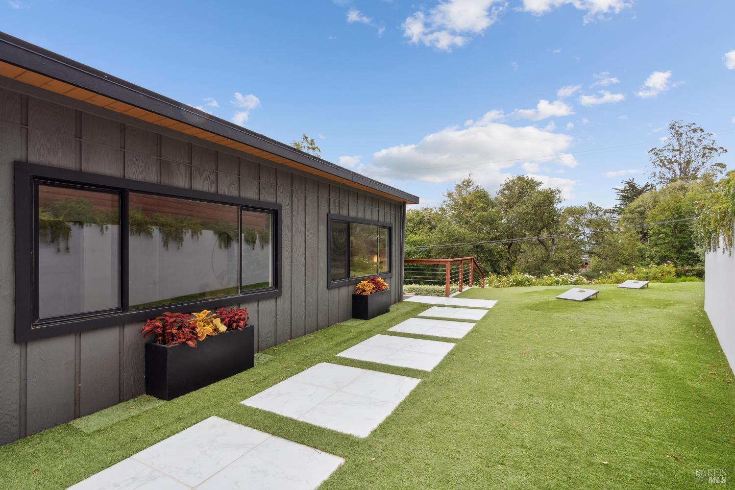 Detail Gallery Image 45 of 53 For 815 Autumn Ln, Mill Valley,  CA 94941 - 4 Beds | 2 Baths