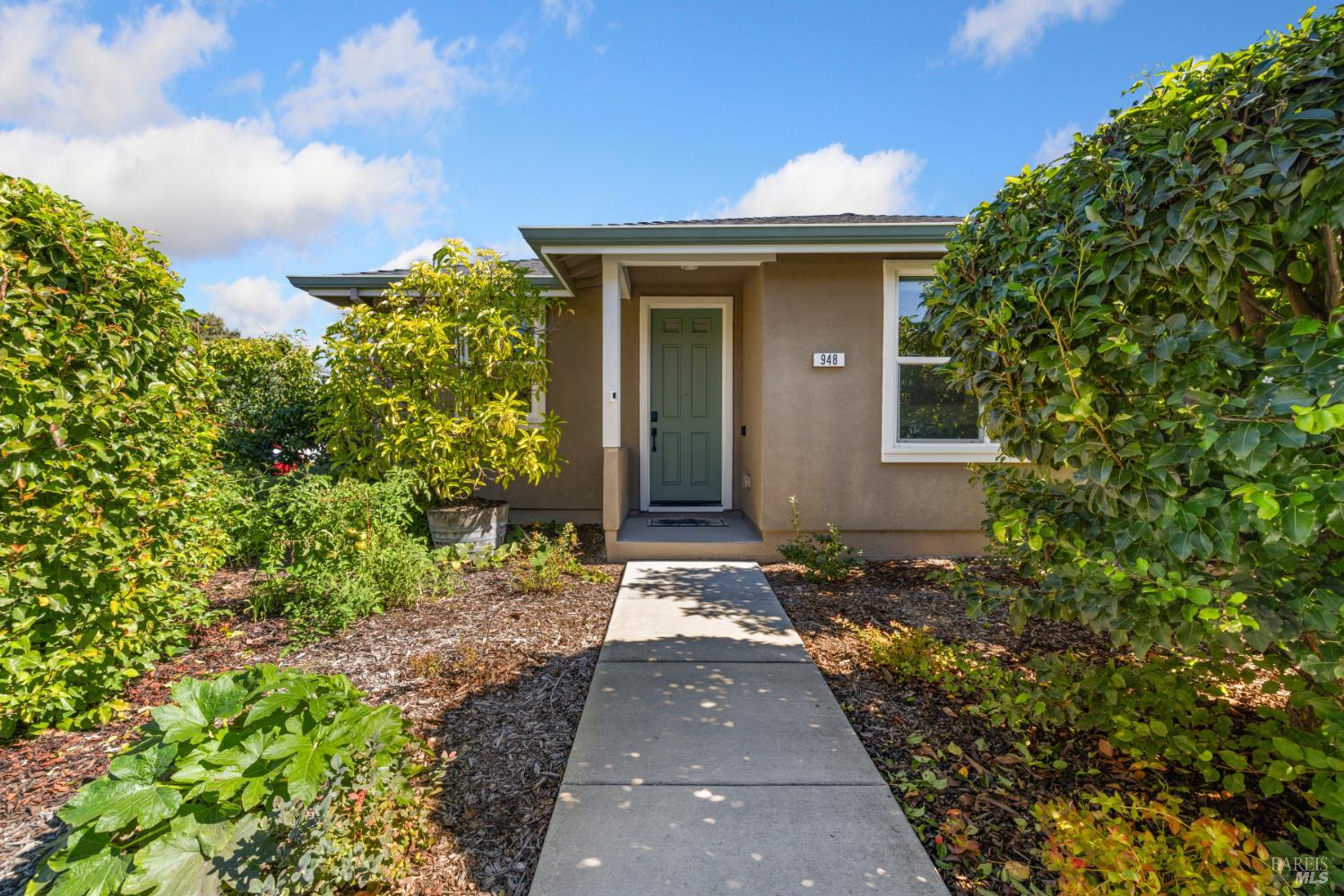 Detail Gallery Image 36 of 39 For 948 Brunello Dr, Santa Rosa,  CA 95407 - 4 Beds | 3 Baths