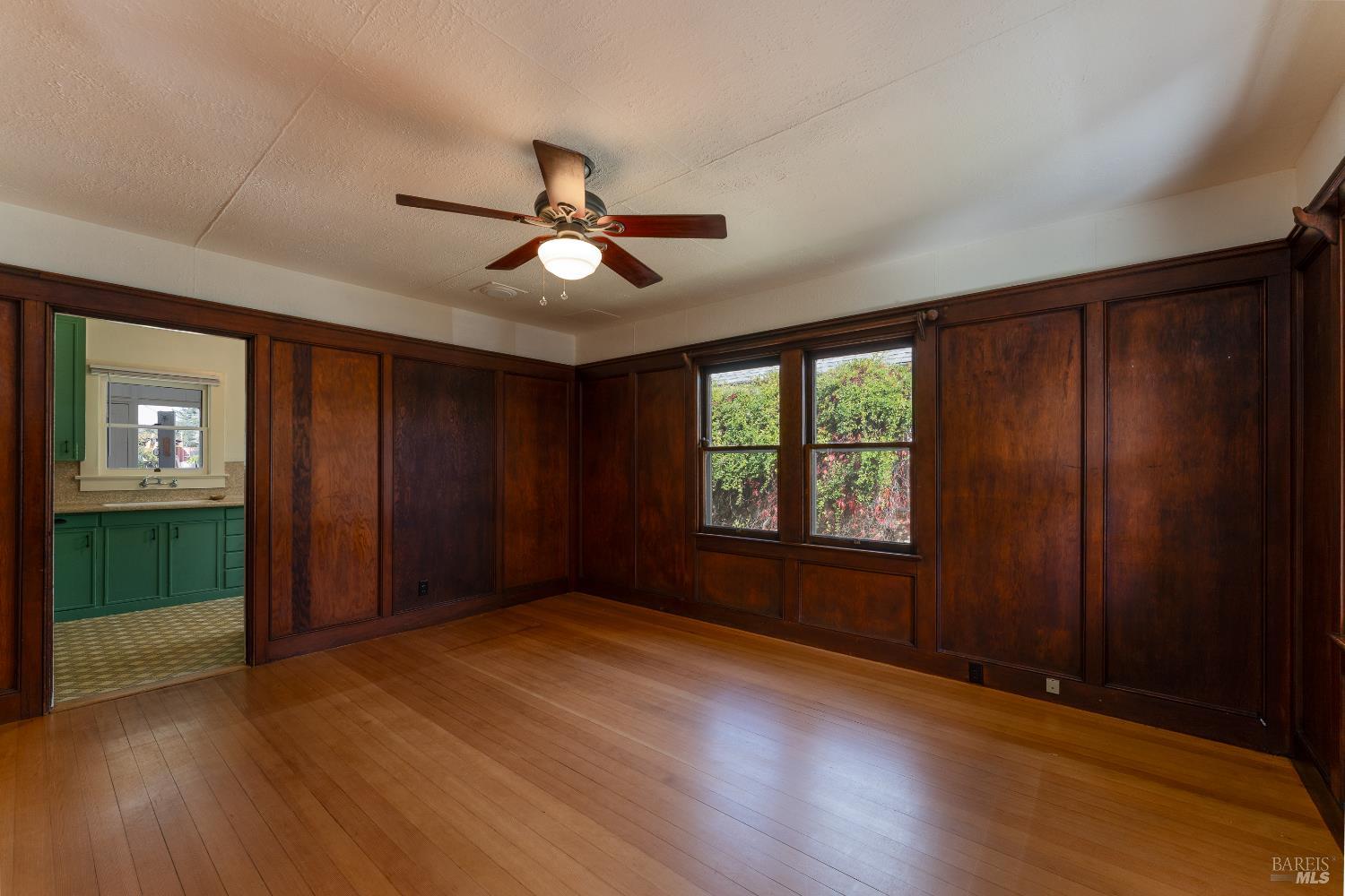 Detail Gallery Image 4 of 38 For 258 State St, Willits,  CA 95490 - 2 Beds | 1 Baths