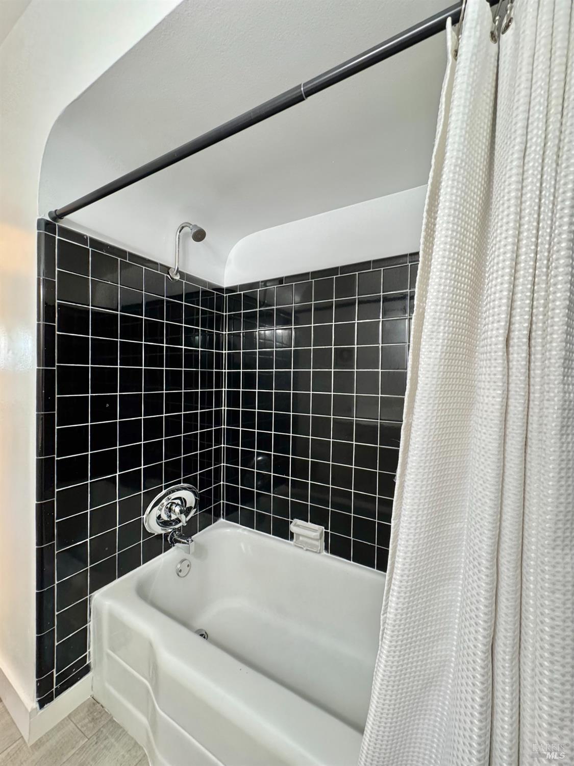 Detail Gallery Image 22 of 34 For 1759 G St, Napa,  CA 94559 - 2 Beds | 1 Baths