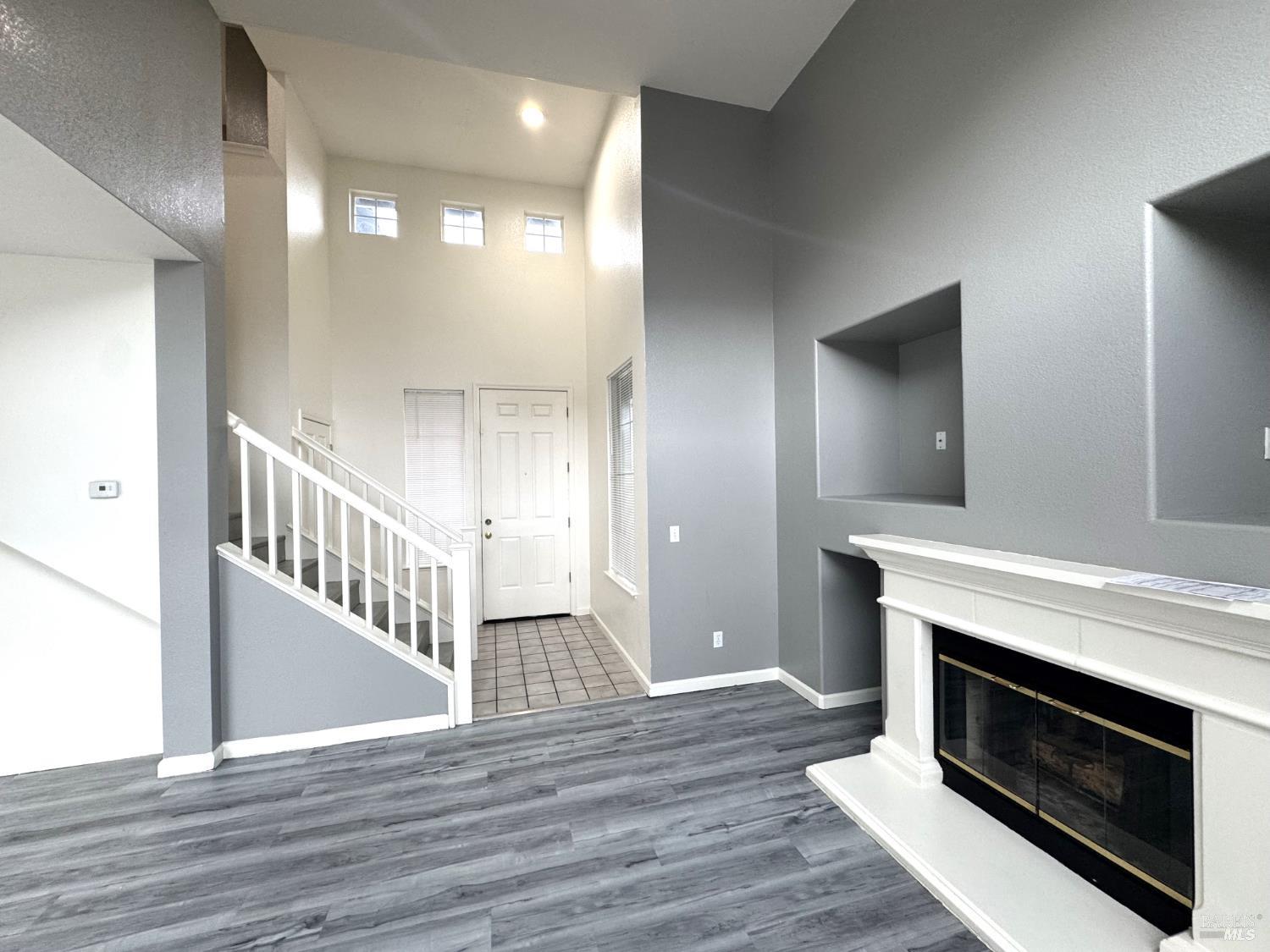 Detail Gallery Image 6 of 17 For 1217 Mateo Dr, Rohnert Park,  CA 94928 - 3 Beds | 2/1 Baths