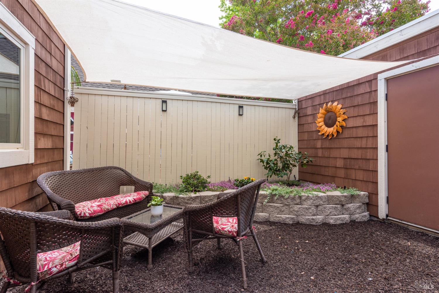 Detail Gallery Image 28 of 35 For 2734 Lakeview Dr, Santa Rosa,  CA 95405 - 3 Beds | 2 Baths