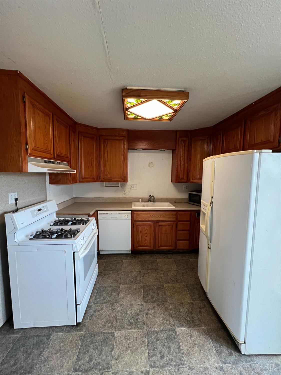 Detail Gallery Image 12 of 30 For 2124 Beard Ct, Vacaville,  CA 95688 - 3 Beds | 1 Baths