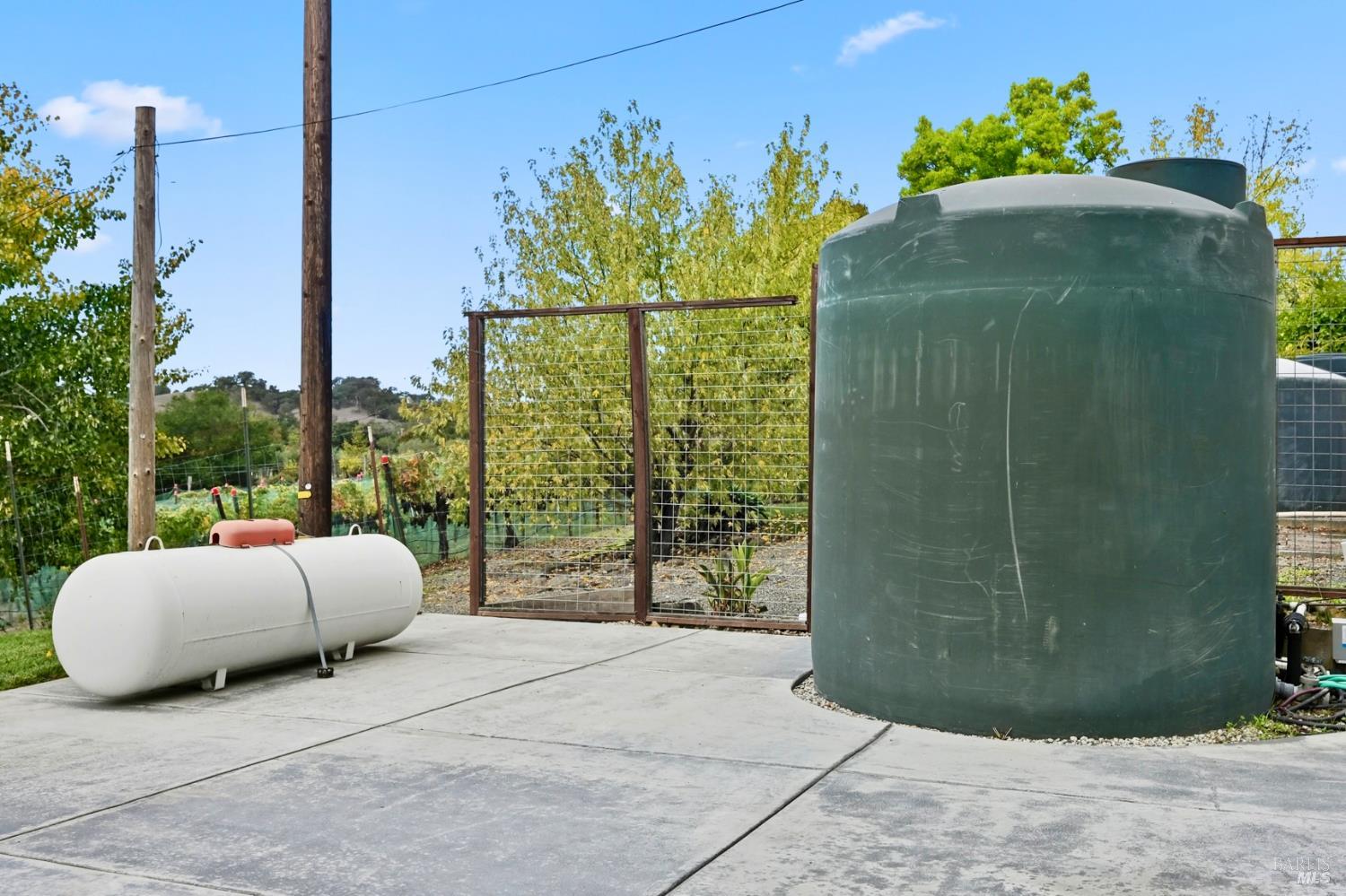 Detail Gallery Image 41 of 45 For 4108 Wallace Rd, Santa Rosa,  CA 95404 - 3 Beds | 2/1 Baths