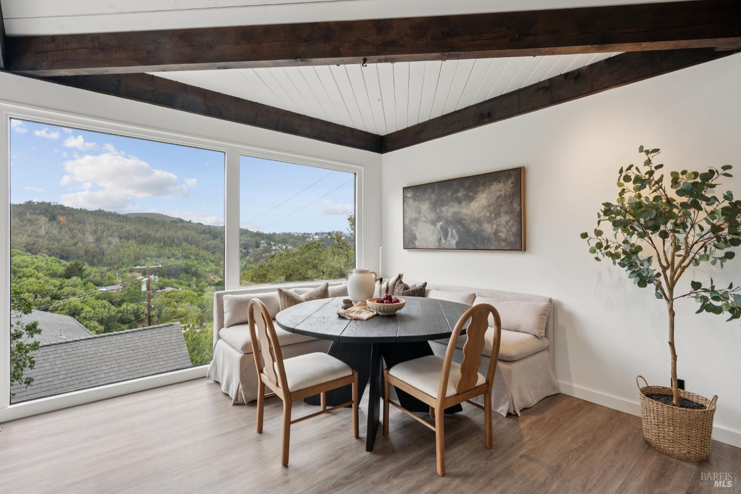 Detail Gallery Image 13 of 53 For 815 Autumn Ln, Mill Valley,  CA 94941 - 4 Beds | 2 Baths