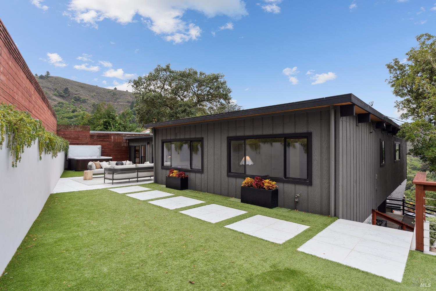 Detail Gallery Image 46 of 53 For 815 Autumn Ln, Mill Valley,  CA 94941 - 4 Beds | 2 Baths