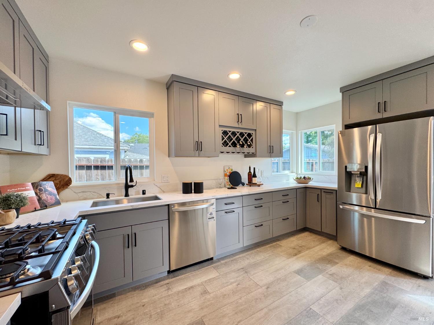 Detail Gallery Image 17 of 34 For 1759 G St, Napa,  CA 94559 - 2 Beds | 1 Baths