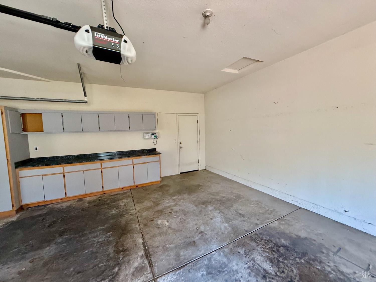 Detail Gallery Image 22 of 35 For 19390 Mountain Mdws, Hidden Valley Lake,  CA 95467 - 3 Beds | 2 Baths