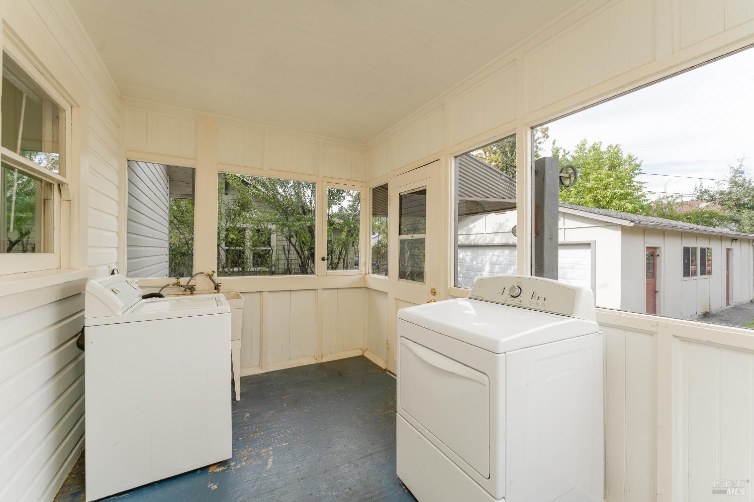 Detail Gallery Image 11 of 38 For 258 State St, Willits,  CA 95490 - 2 Beds | 1 Baths