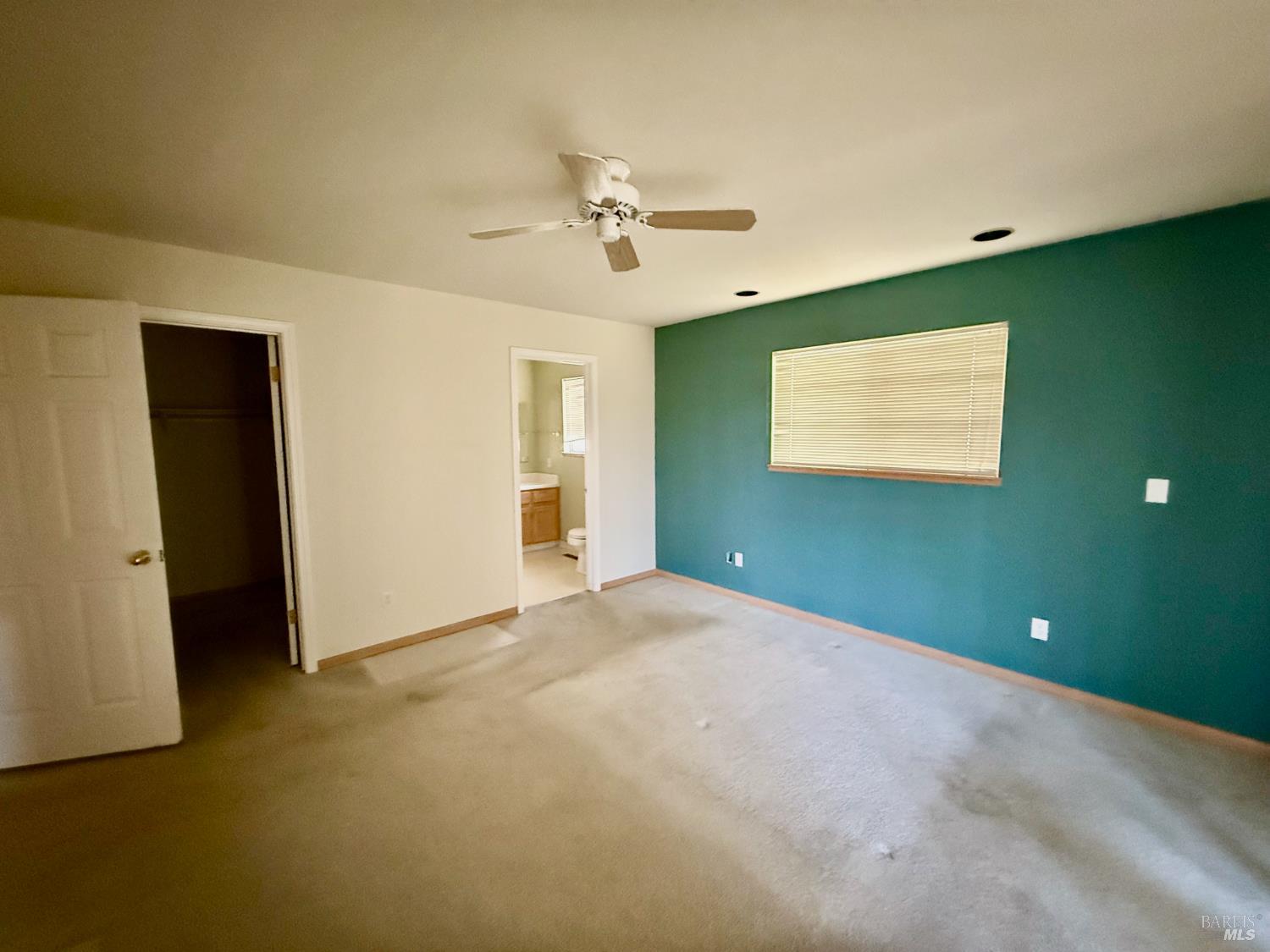 Detail Gallery Image 27 of 35 For 19390 Mountain Mdws, Hidden Valley Lake,  CA 95467 - 3 Beds | 2 Baths