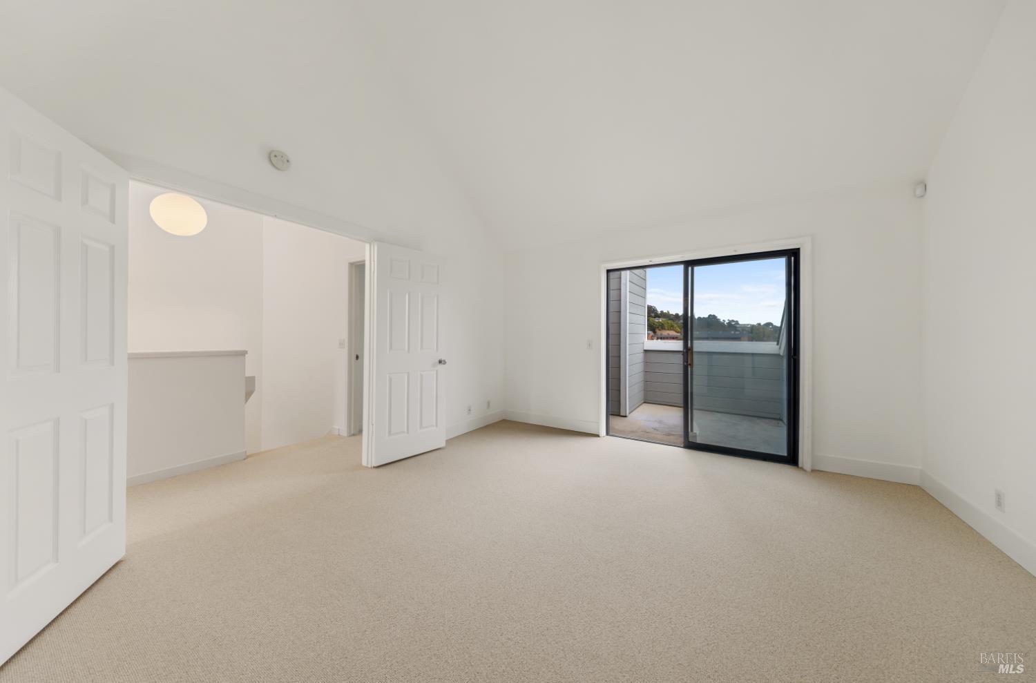 Detail Gallery Image 24 of 38 For 6033 Shelter Bay Ave, Mill Valley,  CA 94941 - 2 Beds | 2/1 Baths