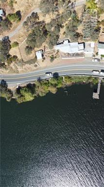 Detail Gallery Image 8 of 67 For 12140 E Highway 20 Hwy, Clearlake Oaks,  CA 95423 - 2 Beds | 2 Baths