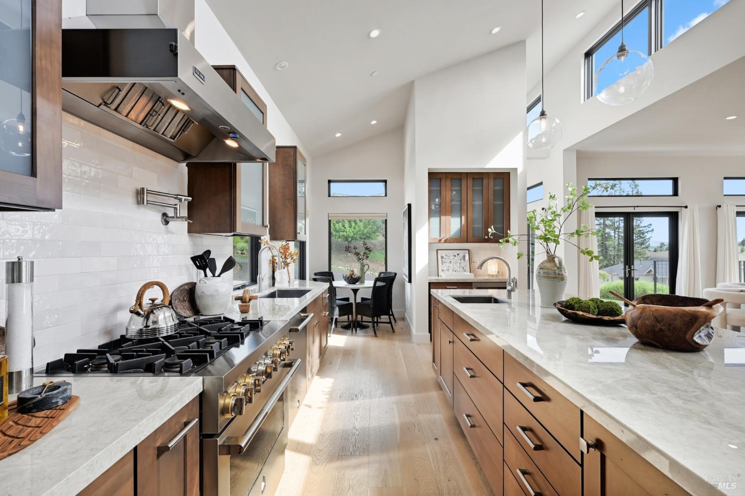 Detail Gallery Image 11 of 45 For 4108 Wallace Rd, Santa Rosa,  CA 95404 - 3 Beds | 2/1 Baths