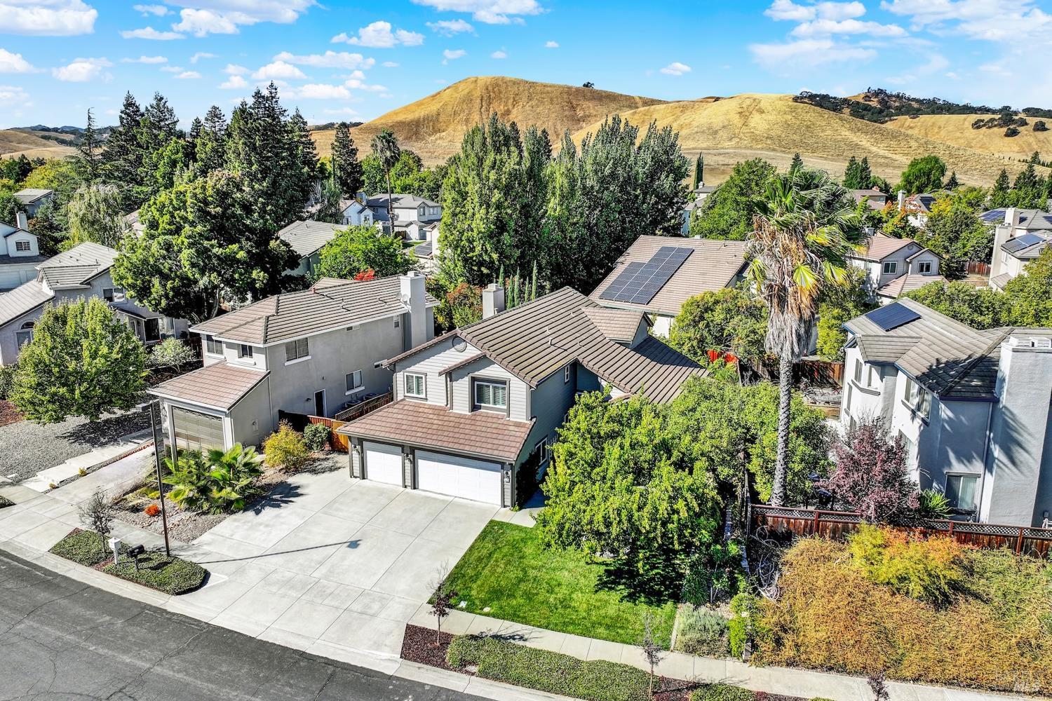 Detail Gallery Image 9 of 78 For 3442 Glen Ellen Dr, Fairfield,  CA 94534 - 5 Beds | 3 Baths