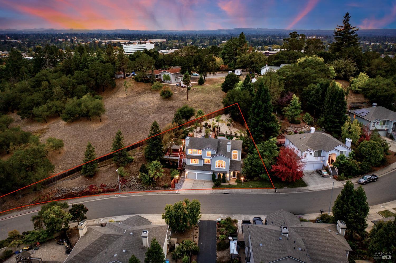 Detail Gallery Image 68 of 71 For 3428 Lake Park Ct, Santa Rosa,  CA 95403 - 4 Beds | 3/1 Baths