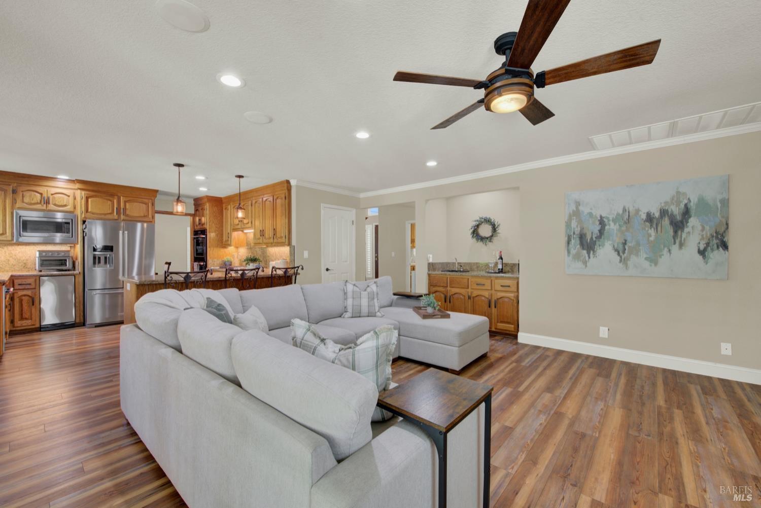 Detail Gallery Image 32 of 78 For 3442 Glen Ellen Dr, Fairfield,  CA 94534 - 5 Beds | 3 Baths