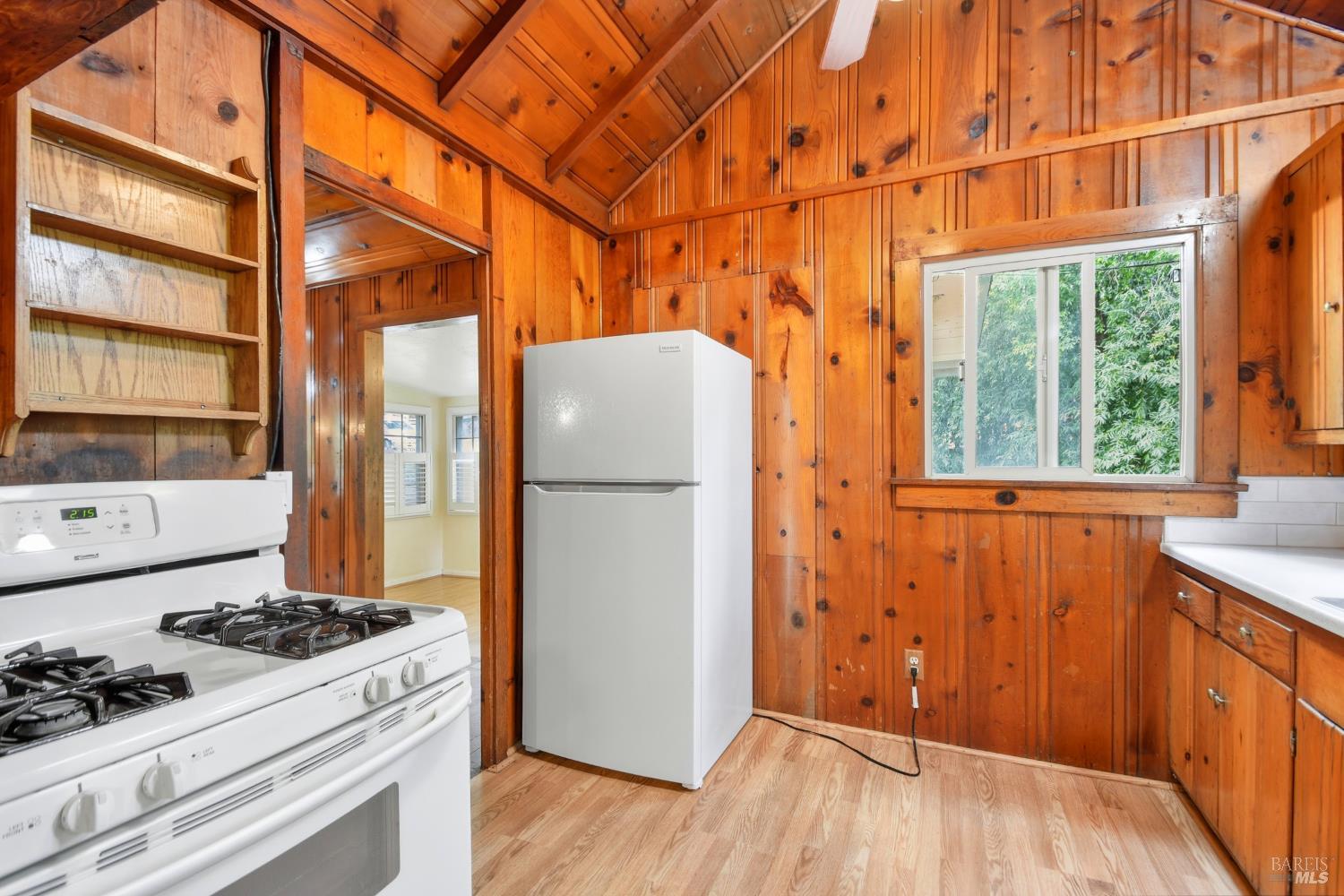 Detail Gallery Image 17 of 35 For 10224 Old River Rd, Forestville,  CA 95436 - 2 Beds | 1 Baths