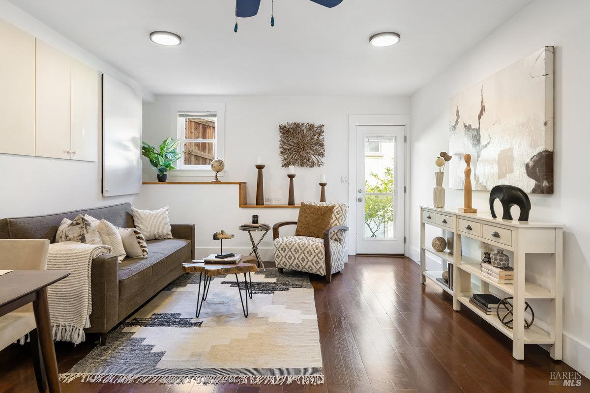 Detail Gallery Image 24 of 31 For 338 Paloma Ave, San Rafael,  CA 94901 - 4 Beds | 2/1 Baths