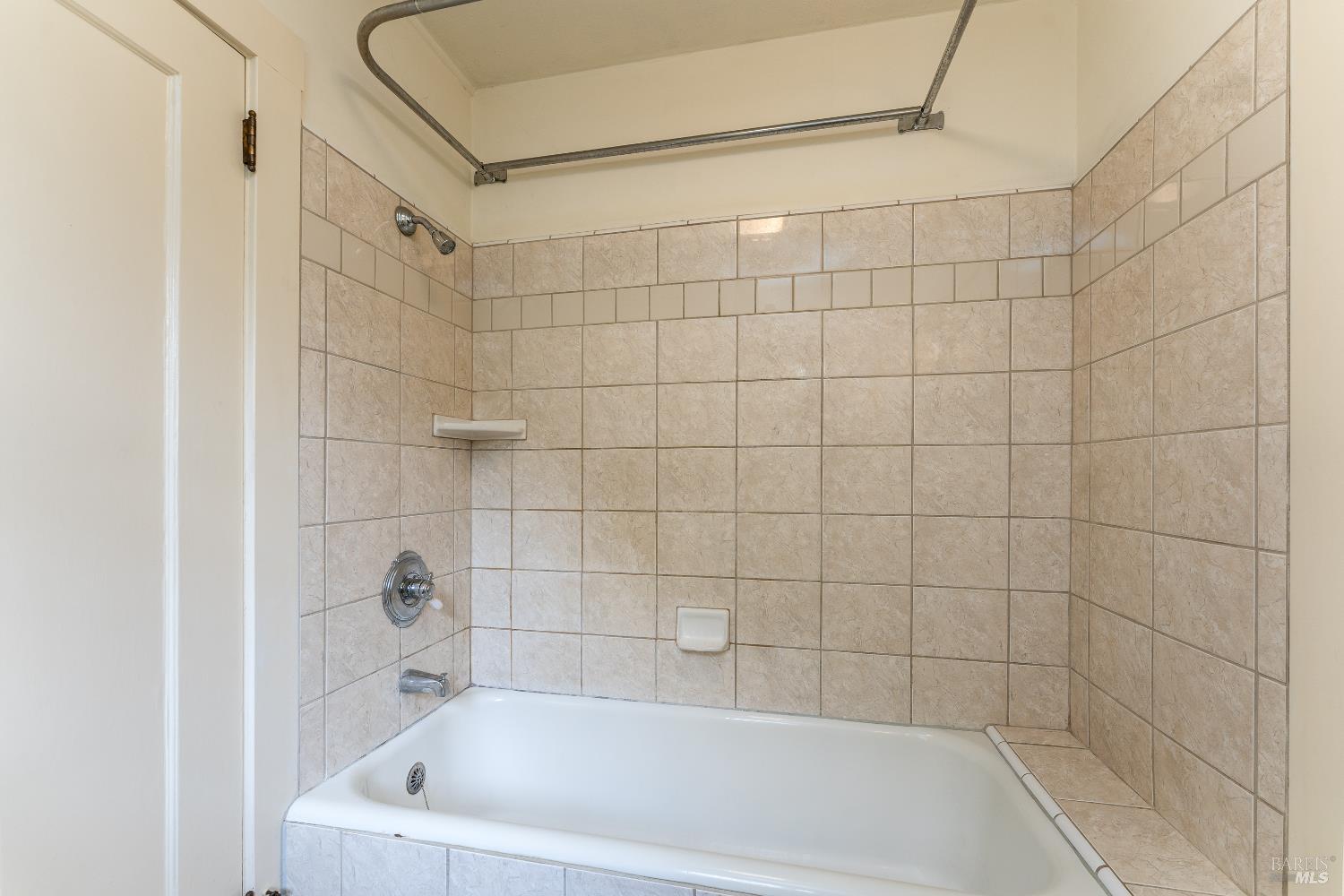 Detail Gallery Image 9 of 38 For 258 State St, Willits,  CA 95490 - 2 Beds | 1 Baths