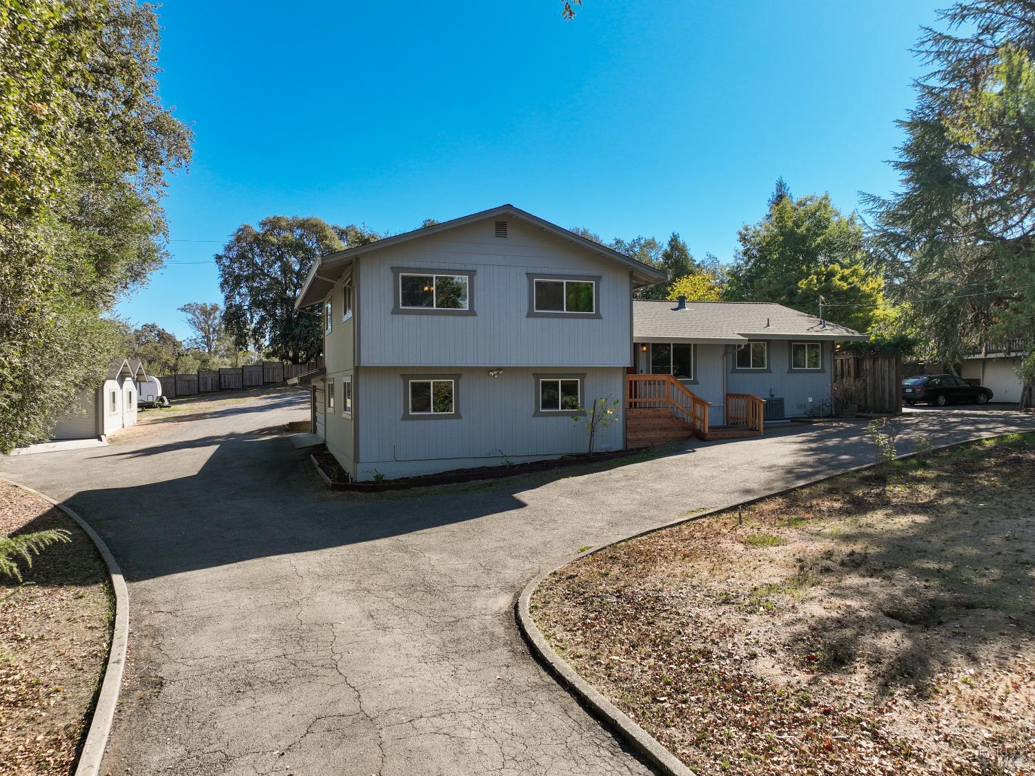 Detail Gallery Image 29 of 34 For 1888 Judson Ln, Santa Rosa,  CA 95401 - 4 Beds | 3 Baths