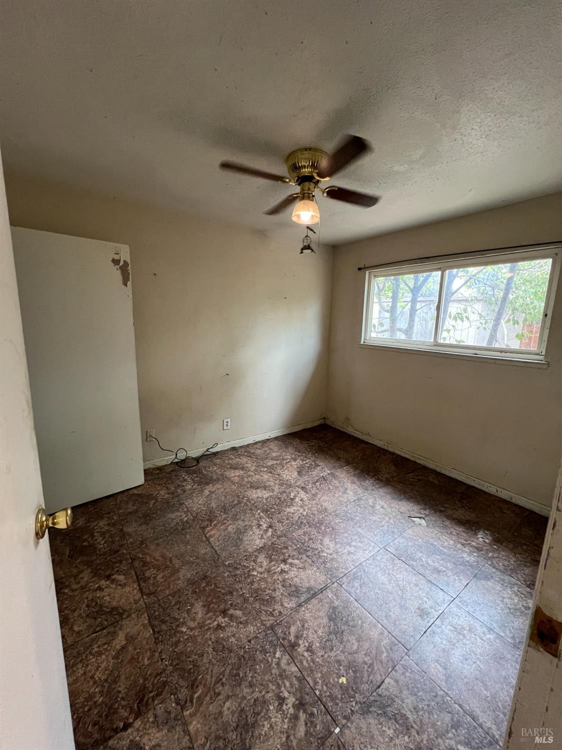 Detail Gallery Image 19 of 30 For 2124 Beard Ct, Vacaville,  CA 95688 - 3 Beds | 1 Baths