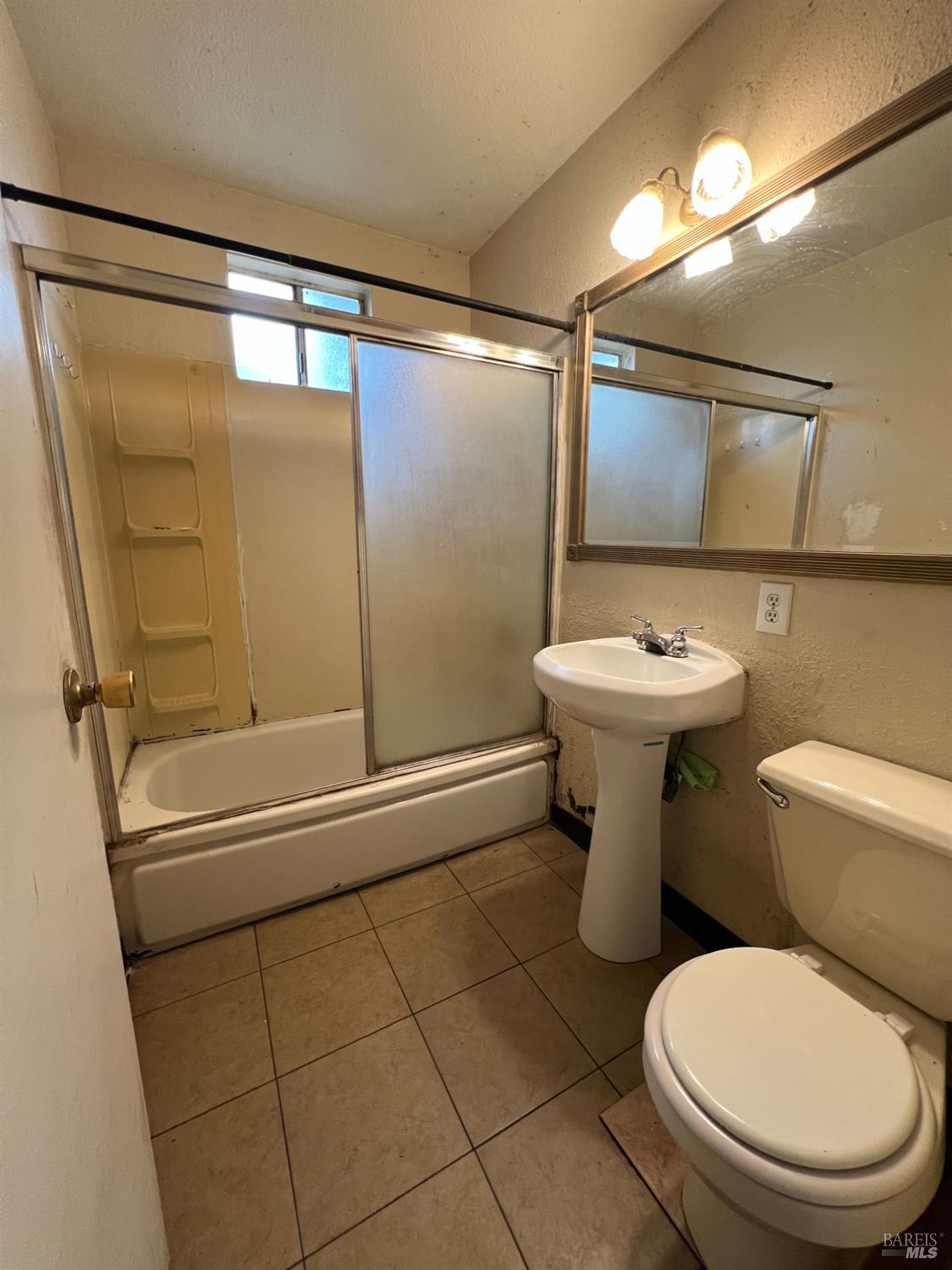 Detail Gallery Image 17 of 30 For 2124 Beard Ct, Vacaville,  CA 95688 - 3 Beds | 1 Baths