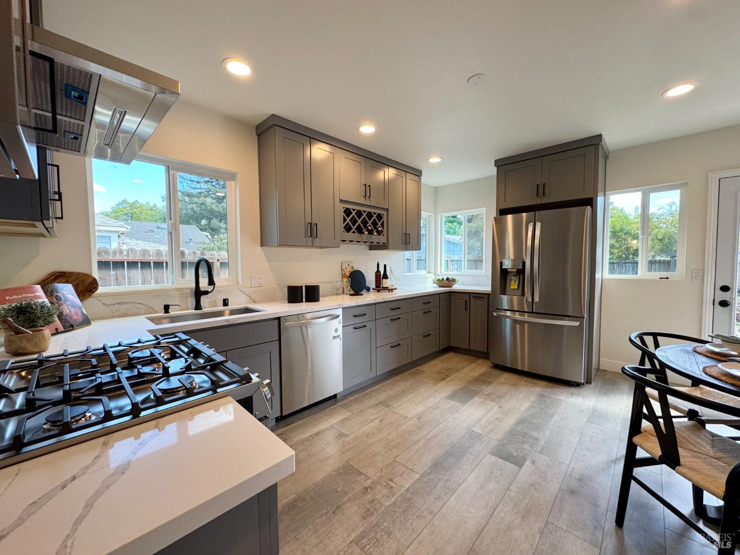 Detail Gallery Image 11 of 34 For 1759 G St, Napa,  CA 94559 - 2 Beds | 1 Baths