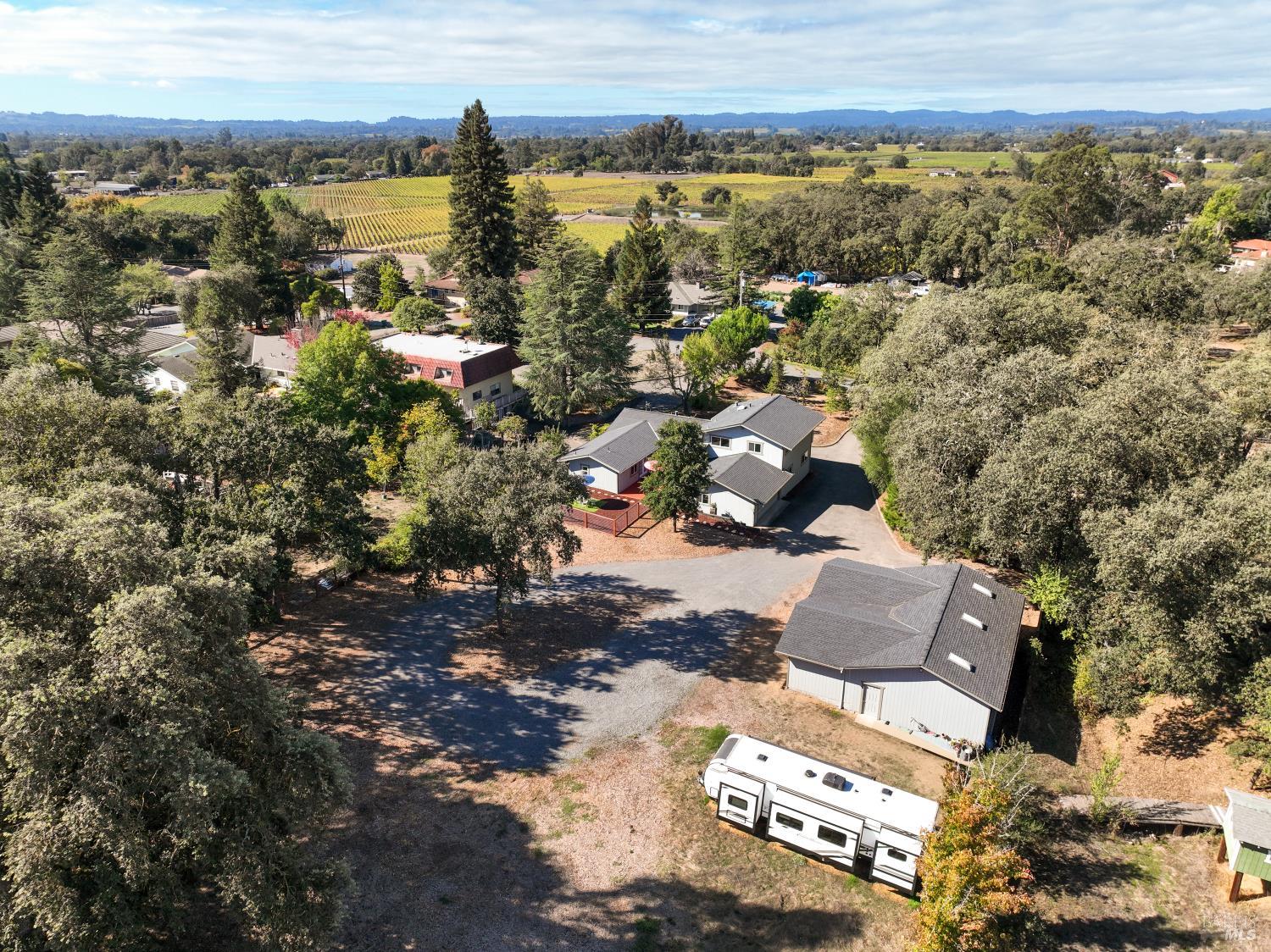 Detail Gallery Image 33 of 34 For 1888 Judson Ln, Santa Rosa,  CA 95401 - 4 Beds | 3 Baths