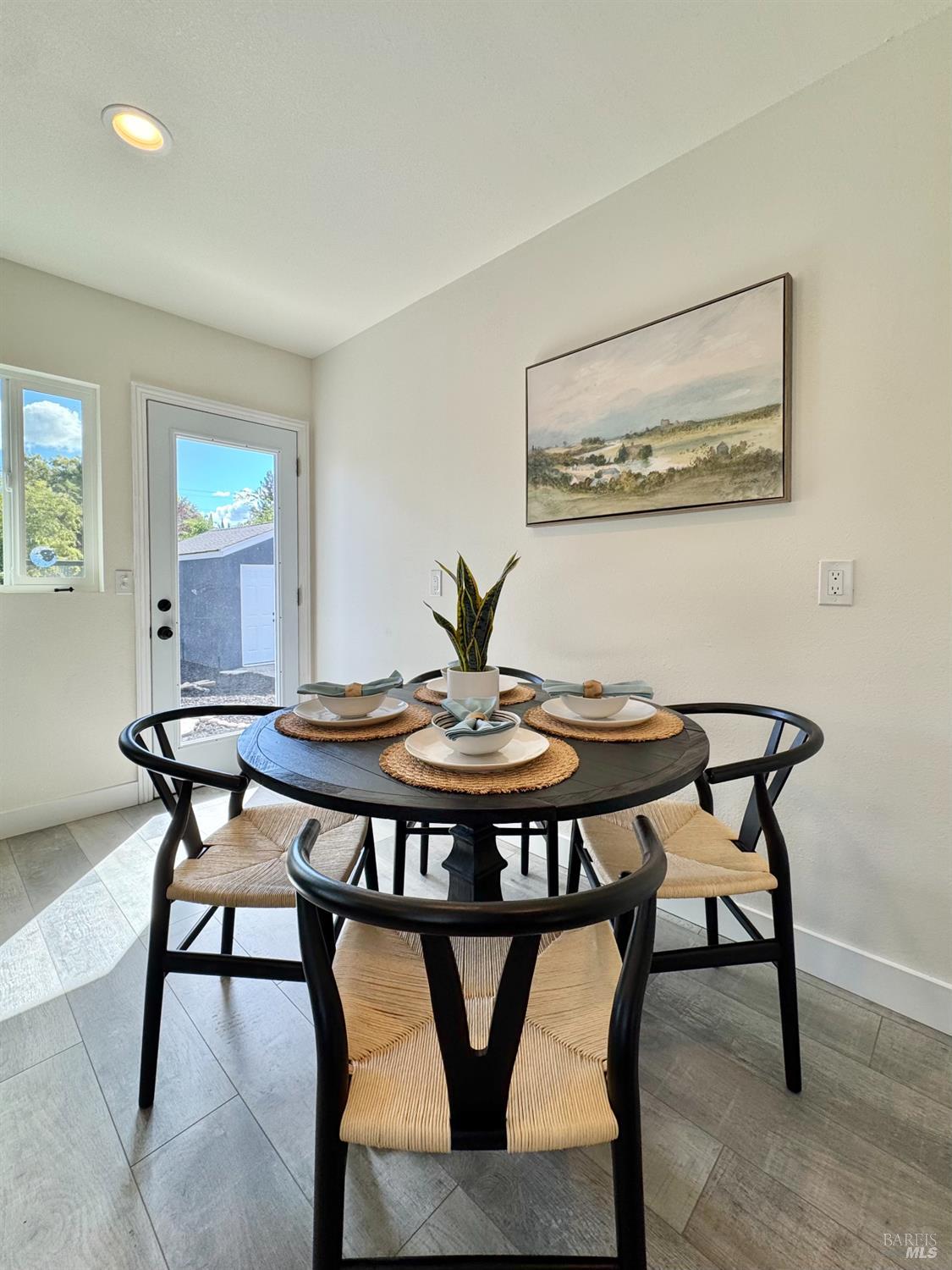 Detail Gallery Image 12 of 34 For 1759 G St, Napa,  CA 94559 - 2 Beds | 1 Baths