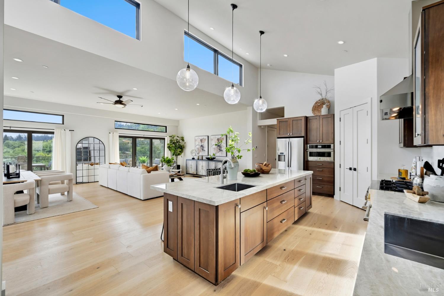 Detail Gallery Image 12 of 45 For 4108 Wallace Rd, Santa Rosa,  CA 95404 - 3 Beds | 2/1 Baths