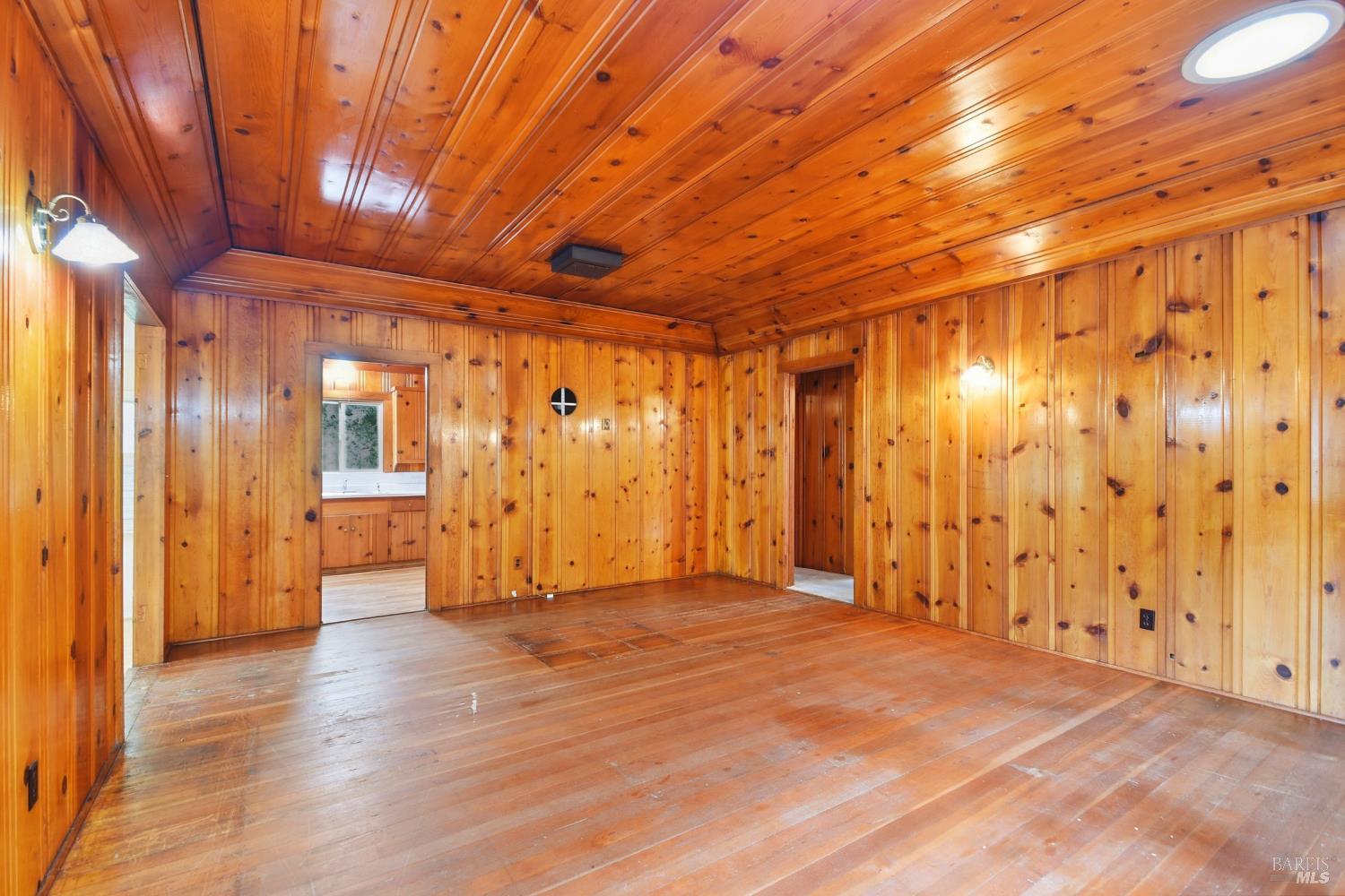 Detail Gallery Image 9 of 35 For 10224 Old River Rd, Forestville,  CA 95436 - 2 Beds | 1 Baths