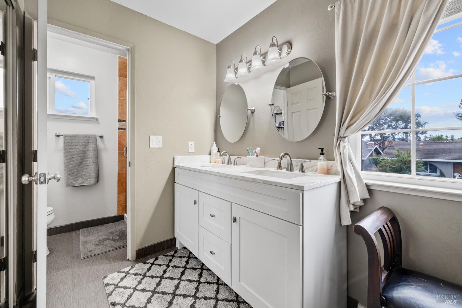 Detail Gallery Image 35 of 48 For 831 Wood Ln, Petaluma,  CA 94954 - 4 Beds | 3 Baths