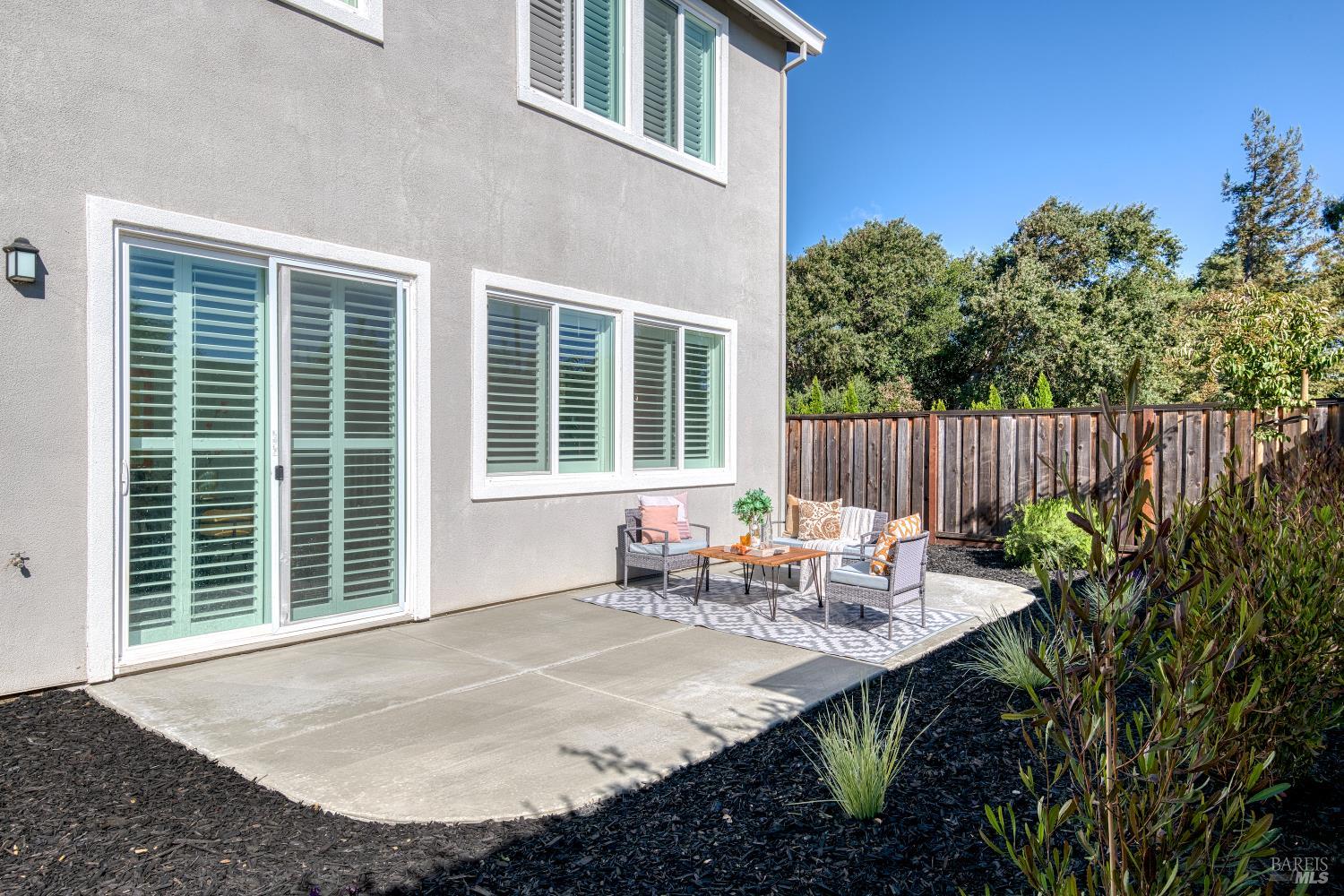 Detail Gallery Image 39 of 41 For 704 Granite Ln, Fairfield,  CA 94534 - 5 Beds | 3 Baths