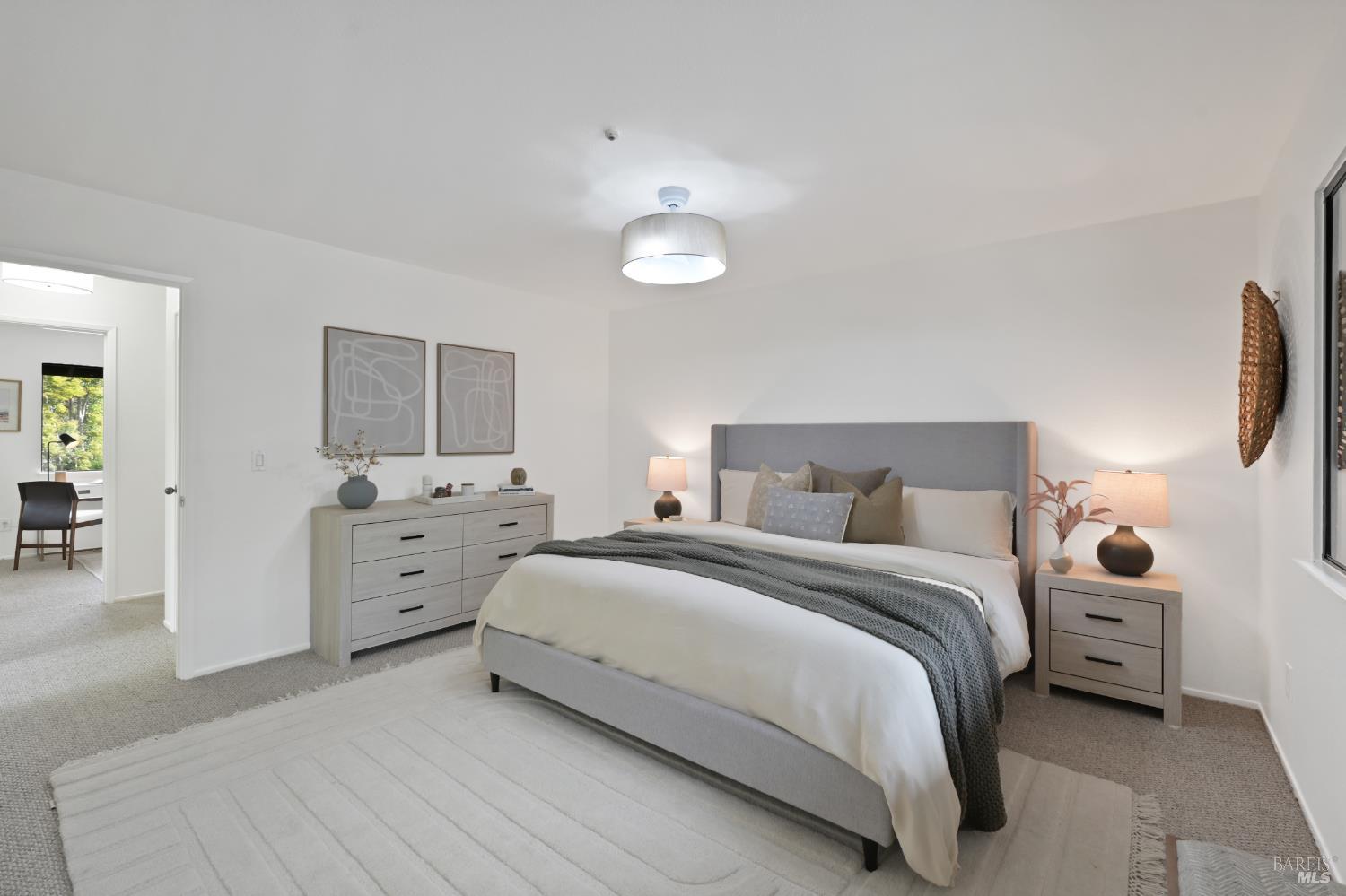 Detail Gallery Image 17 of 29 For 1 Aspen Ct, San Anselmo,  CA 94960 - 2 Beds | 1/1 Baths