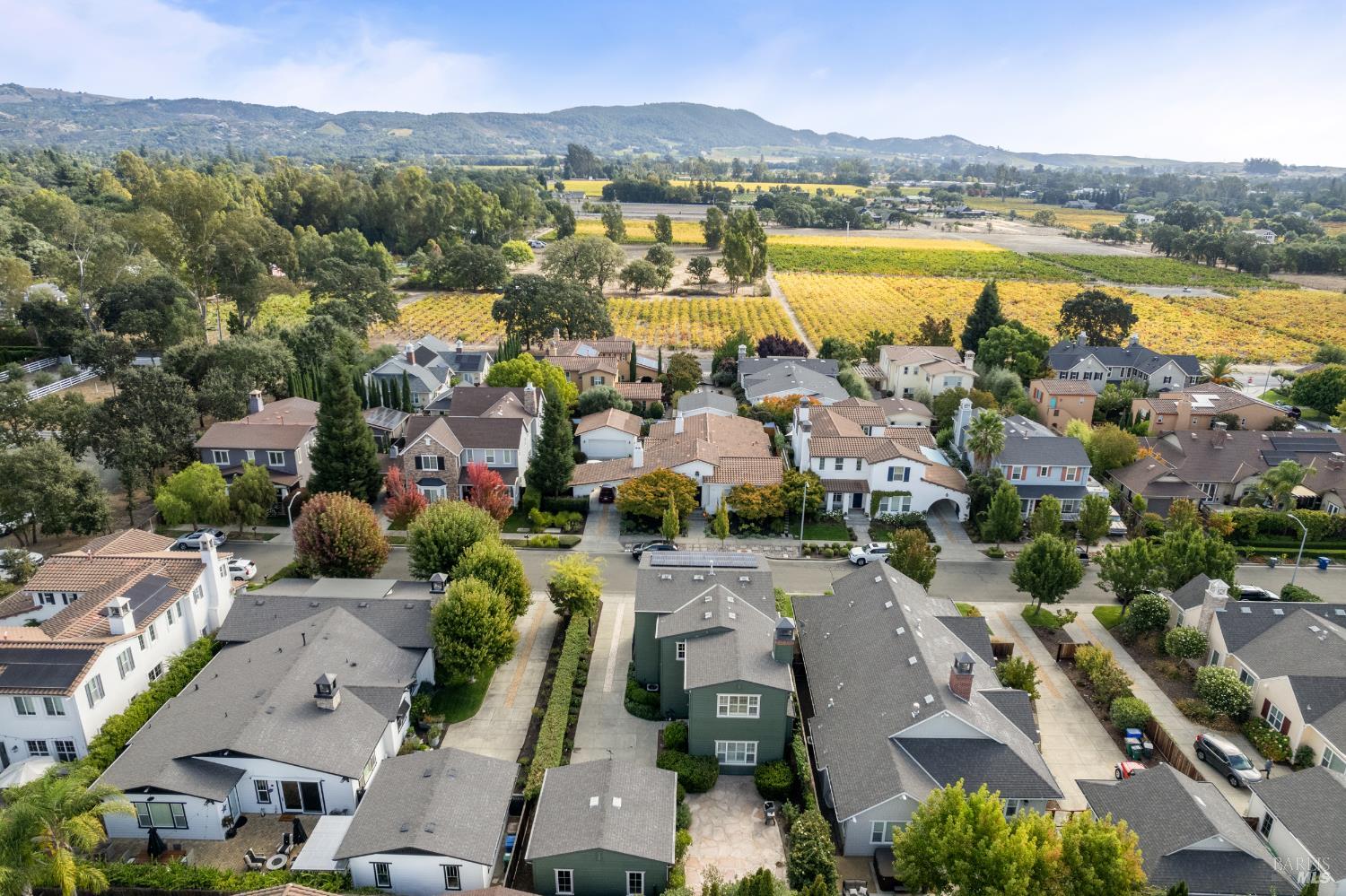 Detail Gallery Image 4 of 32 For 1187 Ingram Dr, Sonoma,  CA 95476 - 3 Beds | 3/1 Baths